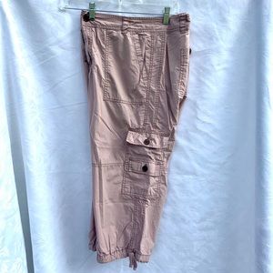 LOFT Lightweight Cargo Crops; Size 14